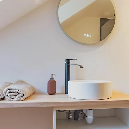Le Reflet Chic - 2 Pieces Neuf - Quartier Calme A 5 Min De Strasbourg Apartment *