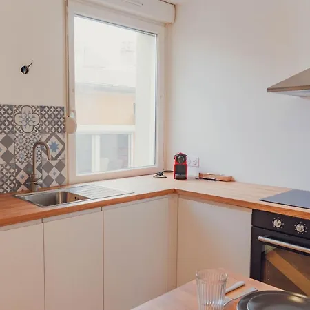 Le Reflet Chic - 2 Pieces Neuf - Quartier Calme A 5 Min De Strasbourg Schiltigheim