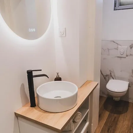 Le Reflet Chic - 2 Pieces Neuf - Quartier Calme A 5 Min De Strasbourg