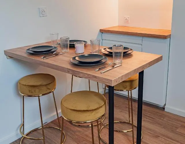 Le Reflet Chic - 2 Pieces Neuf - Quartier Calme A 5 Min De Strasbourg *